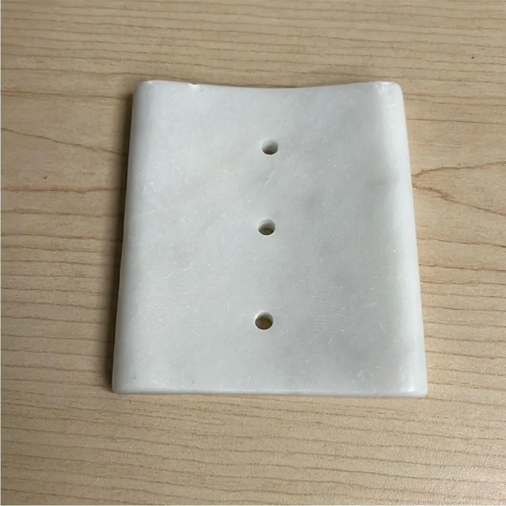 Anthropologie Concave Marble Soapdish